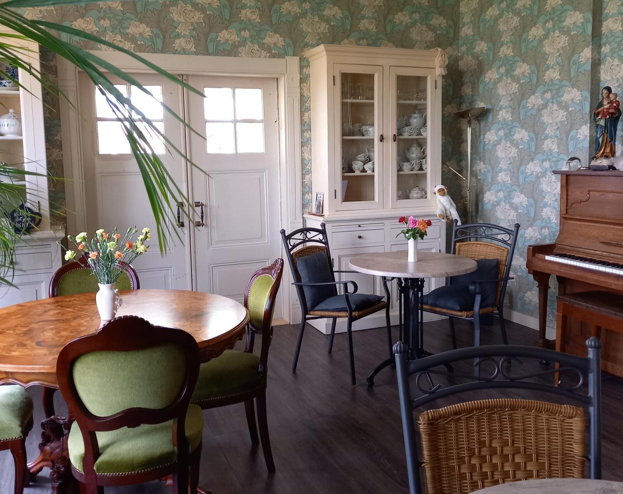 B&B Villa De Beuk Stadskanaal Exteriör bild